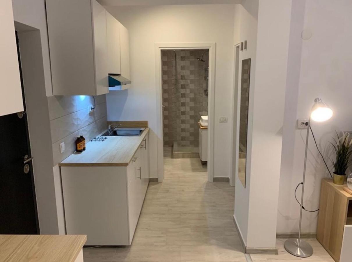 Retreat Luxury Apartment Near Presidential Palace 부쿠레슈티 외부 사진